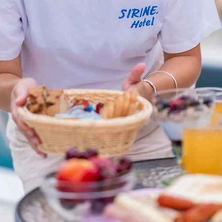 Sirines アパートホテル Vlachata
