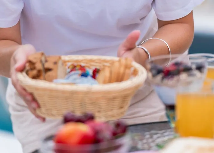 Sirines Apart Otel Vlachata